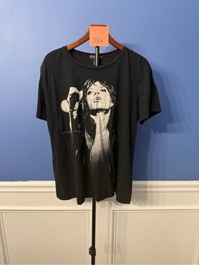 Forever 21 Black Graphic Band Tee - Womens Short Sleeve